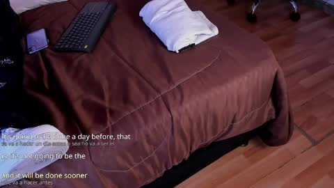 Snapshot of thiagoferreti_ chatting on May 9, 2026, 8:14 pm ThiagoFerreti online show from May 9, 2026, 8:14 pm