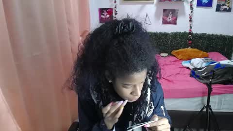 Snapshot of thiana_horny chatting on June 2, 2026, 1:24 pm thiana_horny online show from June 2, 2026, 1:24 pm