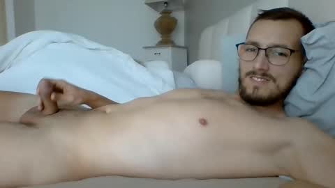 thib9223 online show from March 17, 2026, 3:04 pm