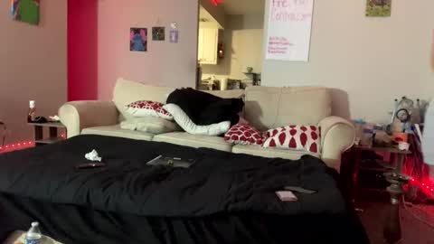 Snapshot of thiccxe chatting on September 21, 2025, 1:40 am GinWitDaJuice online show from September 21, 2025, 1:40 am