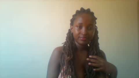 Snapshot of thick_eviey chatting on March 7, 2025, 10:24 am love online show from March 7, 2025, 10:24 am