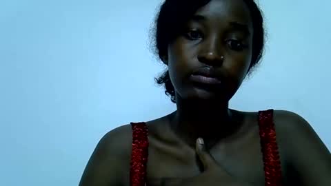 Snapshot of thick_eviey chatting on September 19, 2025, 3:08 am love online show from September 19, 2025, 3:08 am