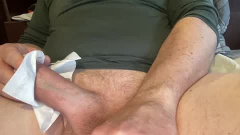 Snapshot of thickandrichdad chatting on February 26, 2025, 1:08 pm thickandrichdad online show from February 26, 2025, 1:08 pm