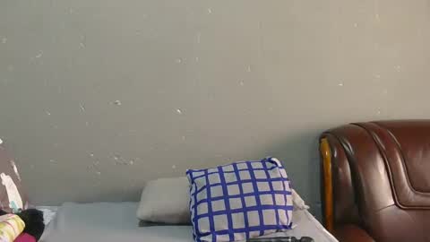 phindy online show from February 21, 2025, 11:11 am