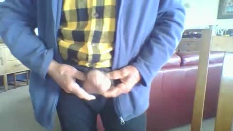 Snapshot of thickcockat71 chatting on October 30, 2025, 8:31 pm Thickcockat71 online show from October 30, 2025, 8:31 pm