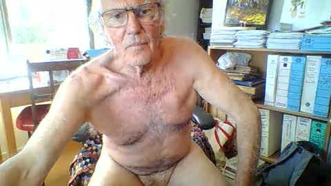 Snapshot of thickcockat71 chatting on November 3, 2025, 8:21 pm Thickcockat71 online show from November 3, 2025, 8:21 pm