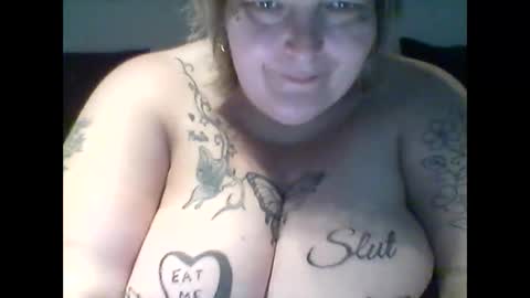 thickdarkangel online show from May 11, 2026, 6:05 pm