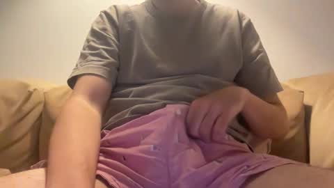 Snapshot of thickerbunny chatting on October 4, 2025, 7:12 pm thickerbunny online show from October 4, 2025, 7:12 pm