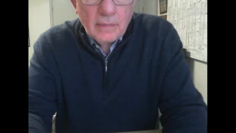 Snapshot of thickmelnik chatting on May 8, 2026, 2:11 pm James online show from May 8, 2026, 2:11 pm