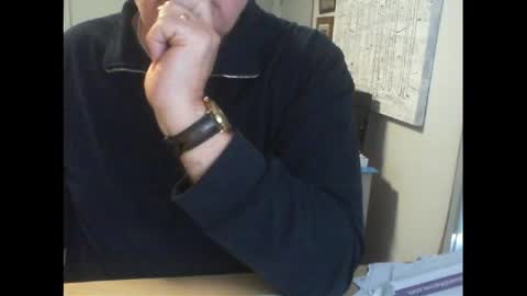 Snapshot of thickmelnik chatting on May 11, 2026, 6:52 am James online show from May 11, 2026, 6:52 am