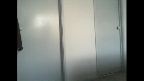 Snapshot of thickmelnik chatting on May 16, 2026, 6:21 am James online show from May 16, 2026, 6:21 am