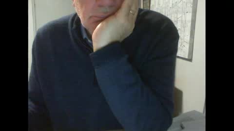 Snapshot of thickmelnik chatting on May 28, 2026, 2:53 am James online show from May 28, 2026, 2:53 am
