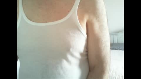 Snapshot of thickmelnik chatting on May 29, 2026, 2:20 am James online show from May 29, 2026, 2:20 am