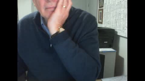 Snapshot of thickmelnik chatting on May 30, 2026, 2:47 pm James online show from May 30, 2026, 2:47 pm