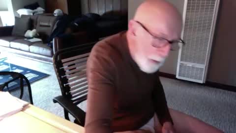 Snapshot of thickmorninwood chatting on May 23, 2026, 2:43 pm thickmorninwood online show from May 23, 2026, 2:43 pm