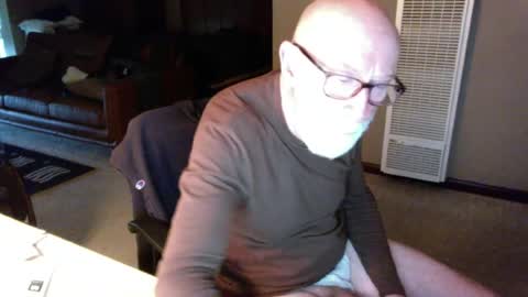 Snapshot of thickmorninwood chatting on June 23, 2026, 1:53 pm thickmorninwood online show from June 23, 2026, 1:53 pm