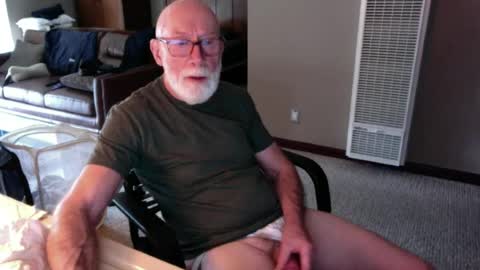 Snapshot of thickmorninwood chatting on June 26, 2026, 3:49 pm thickmorninwood online show from June 26, 2026, 3:49 pm