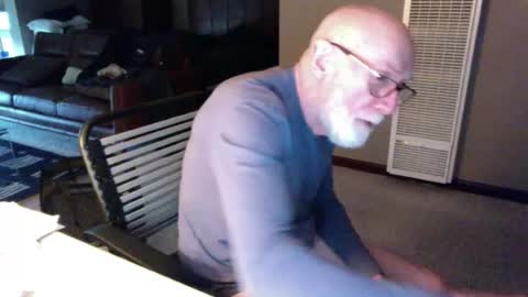 Snapshot of thickmorninwood chatting on July 9, 2026, 2:21 pm thickmorninwood online show from July 9, 2026, 2:21 pm