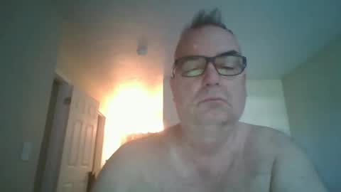 Snapshot of thickwhiteload chatting on May 18, 2026, 1:28 pm thickwhiteload online show from May 18, 2026, 1:28 pm