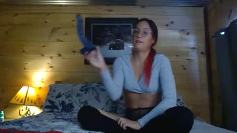 Snapshot of thicwhtcock chatting on February 26, 2026, 3:22 pm MissBear online show from February 26, 2026, 3:22 pm