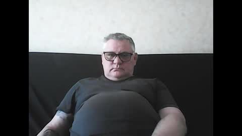 Snapshot of thierrysymp chatting on February 23, 2025, 10:49 am Thierrysymp online show from February 23, 2025, 10:49 am