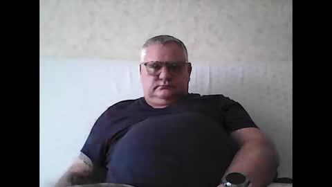 Snapshot of thierrysymp chatting on October 21, 2025, 3:57 pm Thierrysymp online show from October 21, 2025, 3:57 pm