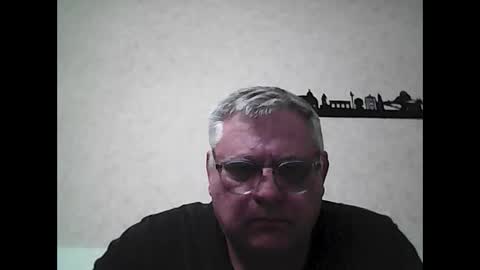 Snapshot of thierrysymp chatting on November 19, 2025, 5:02 pm Thierrysymp online show from November 19, 2025, 5:02 pm