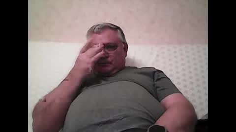 Snapshot of thierrysymp chatting on November 27, 2025, 5:04 pm Thierrysymp online show from November 27, 2025, 5:04 pm