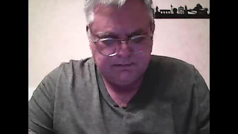 Snapshot of thierrysymp chatting on December 3, 2025, 5:22 pm Thierrysymp online show from December 3, 2025, 5:22 pm