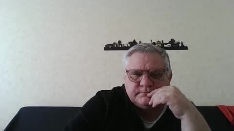 Snapshot of thierrysymp chatting on March 17, 2026, 10:18 am Thierrysymp online show from March 17, 2026, 10:18 am