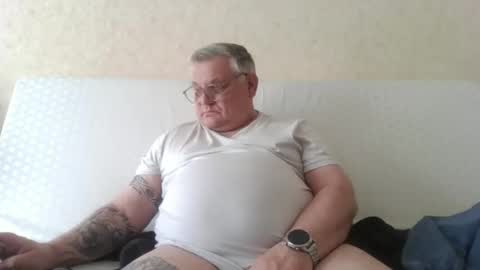Snapshot of thierrysymp chatting on May 15, 2026, 5:20 pm Thierrysymp online show from May 15, 2026, 5:20 pm