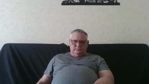 Snapshot of thierrysymp chatting on June 8, 2026, 3:56 pm Thierrysymp online show from June 8, 2026, 3:56 pm