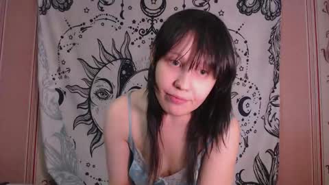 thighswithspikes online show from March 13, 2026, 9:16 am