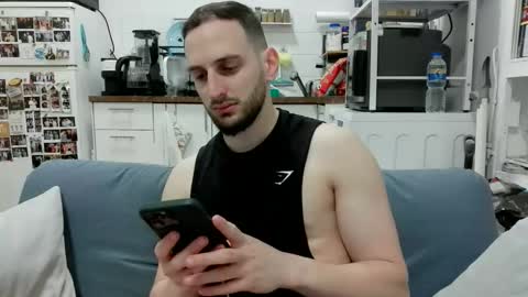 Snapshot of thinboy2 chatting on April 16, 2026, 5:25 pm Thinboy2 online show from April 16, 2026, 5:25 pm