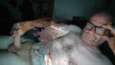 Snapshot of thisbigdick___ chatting on July 25, 2026, 12:20 am thisbigdick___ online show from July 25, 2026, 12:20 am