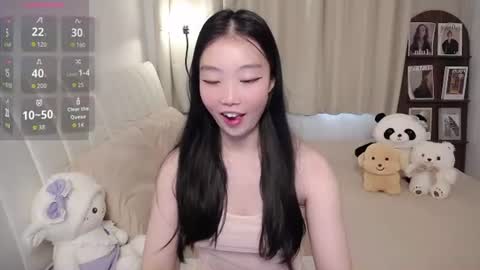 Snapshot of thisgirl__ chatting on August 2, 2026, 1:37 am kk online show from August 2, 2026, 1:37 am