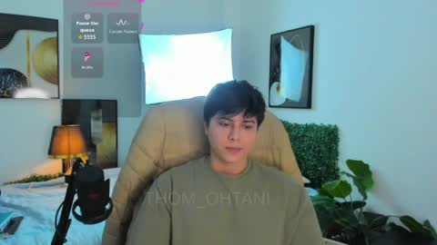 thom_ohtani online show from April 4, 2026, 12:09 am