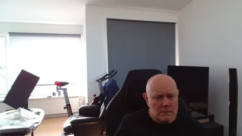 thomas315627 online show from March 9, 2026, 1:37 pm