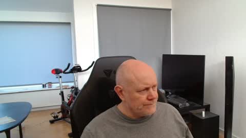 thomas806035 online show from June 23, 2026, 7:17 am