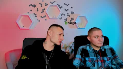 thomas_crow online show from November 20, 2025, 11:32 am