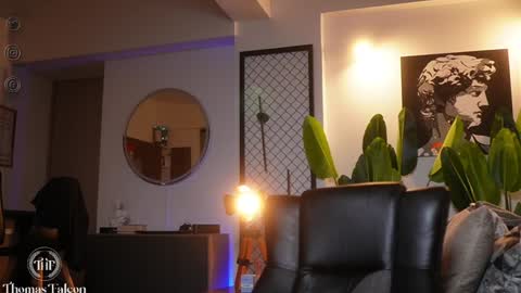 Thomas Falcon online show from January 23, 2025, 1:30 am