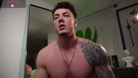 Thomas Falcon online show from March 14, 2026, 2:17 am