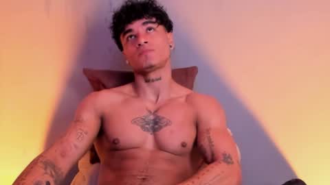 Thomas 3  JUST STAY AND BE MY LAST LOVE online show from January 6, 2025, 11:31 pm