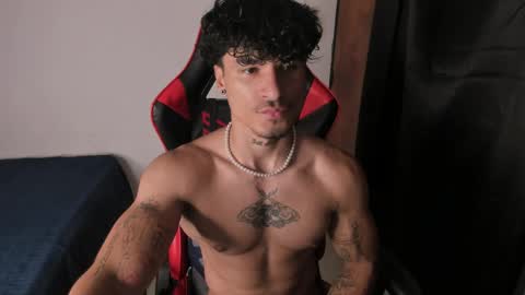 Snapshot of thomas_fit1 chatting on May 28, 2026, 2:53 am Thomas 3 JUST STAY AND BE MY LAST LOVE online show from May 28, 2026, 2:53 am