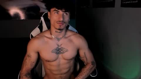 Snapshot of thomas_fit1 chatting on June 12, 2026, 3:27 am Thomas 3 JUST STAY AND BE MY LAST LOVE online show from June 12, 2026, 3:27 am