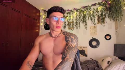 Thomas Grey online show from January 24, 2025, 7:51 am