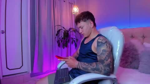 Thomas online show from September 25, 2025, 12:09 pm