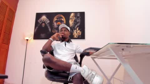 Snapshot of thomas_shelbys chatting on January 12, 2025, 3:39 am Thomas online show from January 12, 2025, 3:39 am