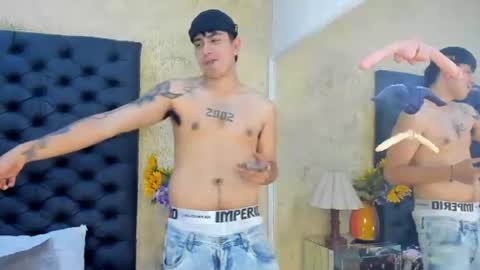 Snapshot of thomas_thundr chatting on July 2, 2026, 9:10 pm Thomas and Faon online show from July 2, 2026, 9:10 pm