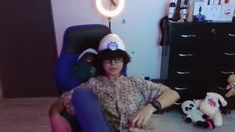 VALERIA online show from November 8, 2025, 6:40 pm